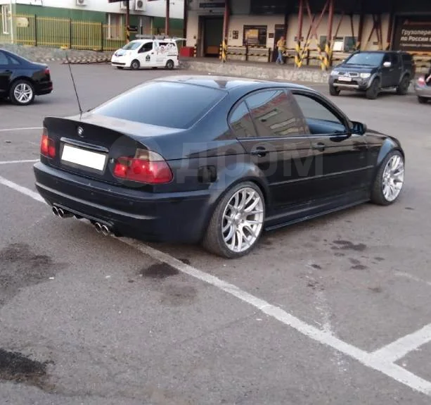 картинка Диффузор под 2 трубы в НАШ задний M бампер BMW E46 рест/дорест магазин  StreetTuning 